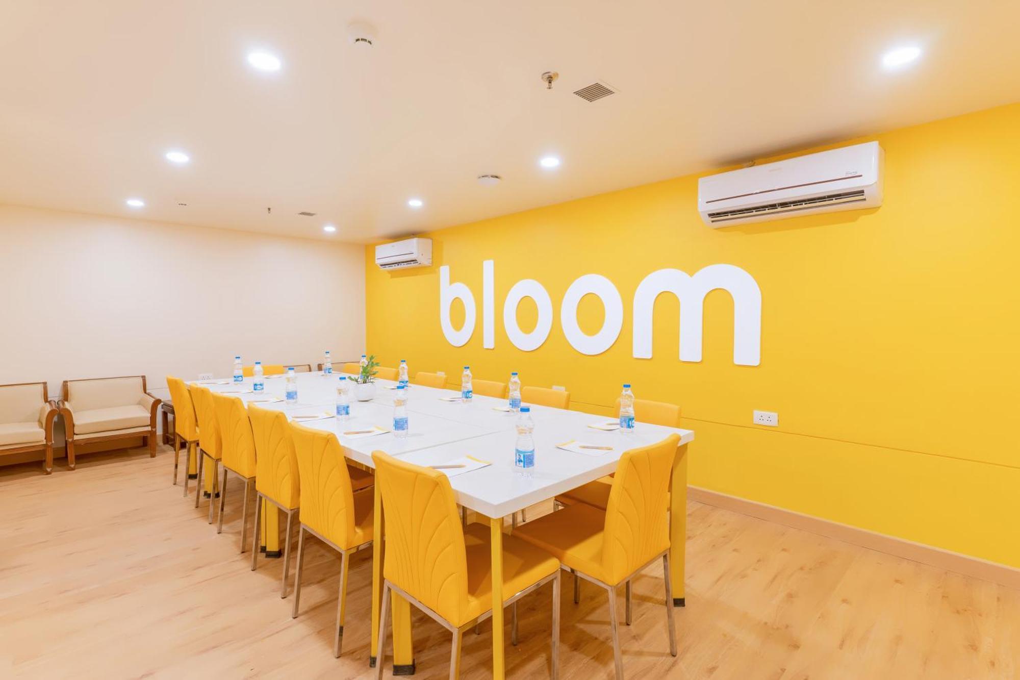 Bloom Hotel - Cr Park Nuova Delhi Esterno foto